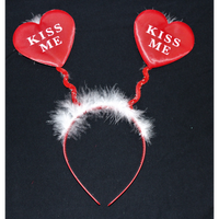 Hårbøjle med røde hjerter "KISS ME" - Fun & Party